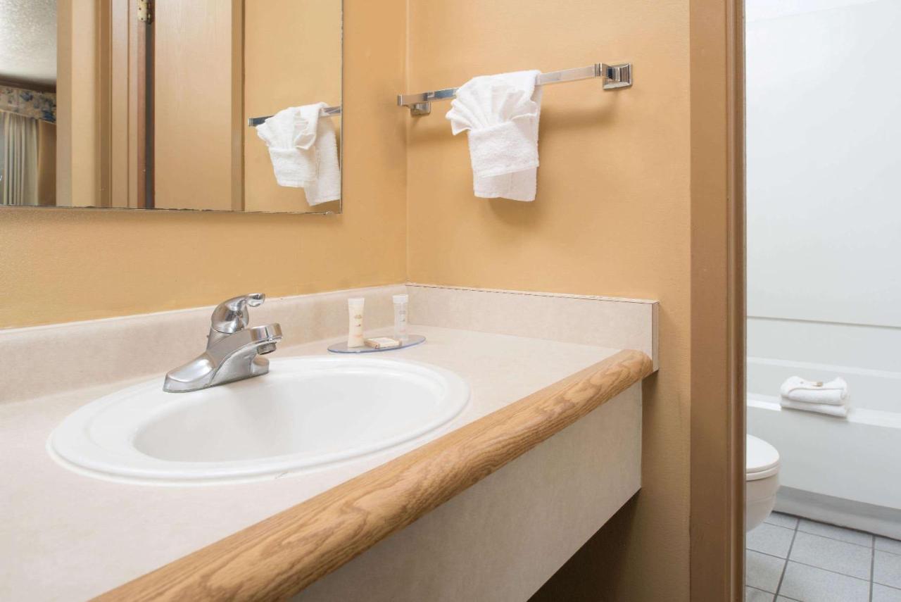 Howard Johnson By Wyndham Boise Luaran gambar